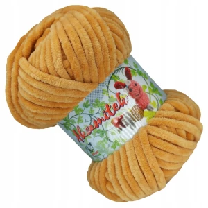 Włóczka pluszowa Aksamitek 50g 203 BEŻOWA